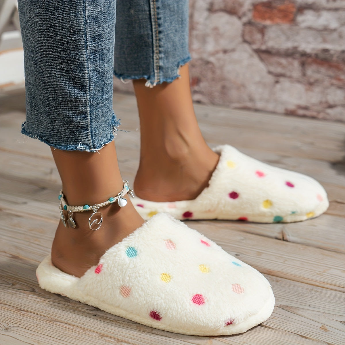 Ultra-Soft Polka Dot Slippers - Cozy Casual Slip-Ons for Indoor Lounging - Luxurious Fleece Lined, Comfortable Home Shoes - Perfect Everyday Wear