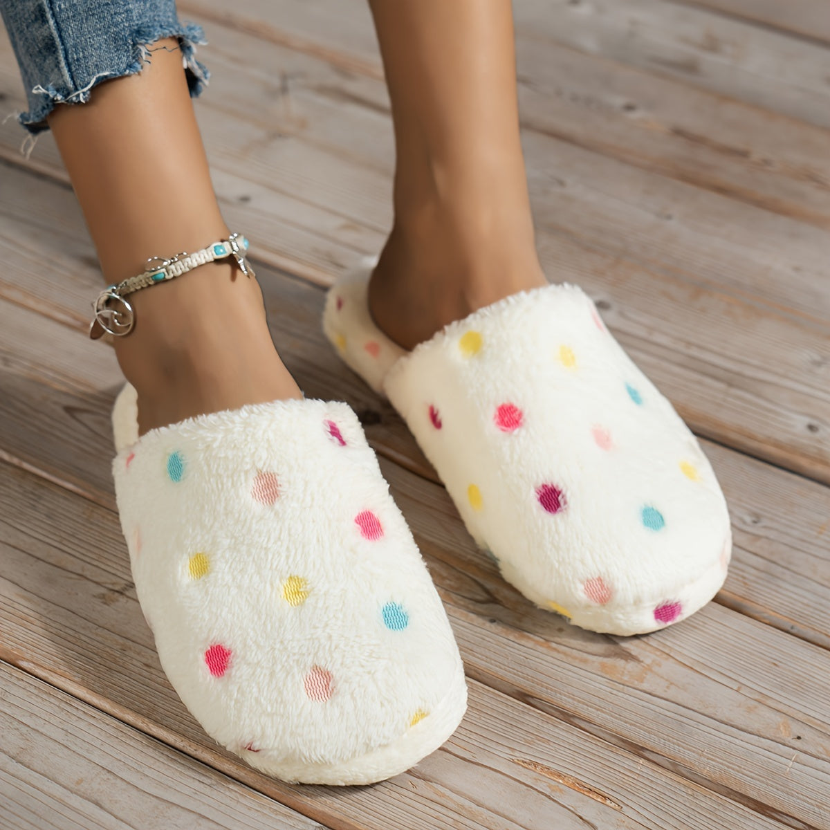 Ultra-Soft Polka Dot Slippers - Cozy Casual Slip-Ons for Indoor Lounging - Luxurious Fleece Lined, Comfortable Home Shoes - Perfect Everyday Wear